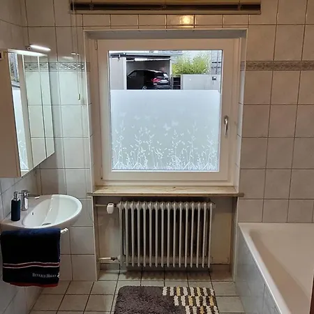 Schoenes Modernes Apartment Hoechberg